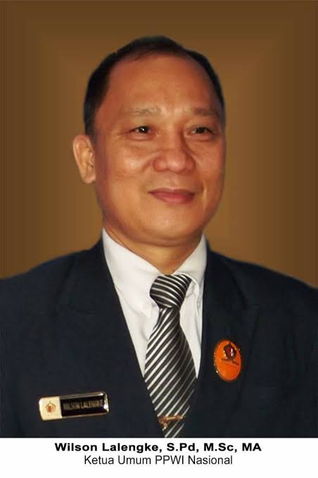 Wilson Lalengke Sebut Tindakan PWI Cabut Keanggotaan Wartawan Umbaran Brutal dan Sangat disayangkan