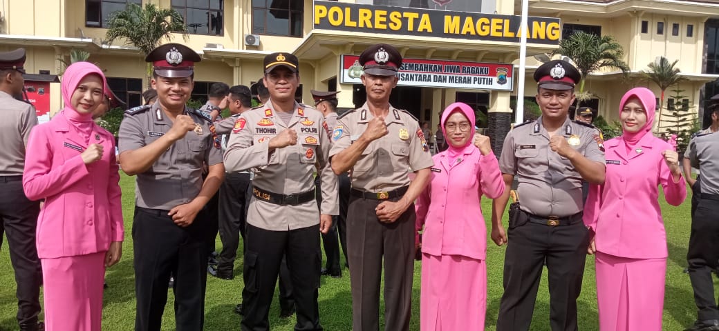 Kapolsek Muntilan Ucapkan Selamat Kepada Anggotanya Yang Promosi Jabatan