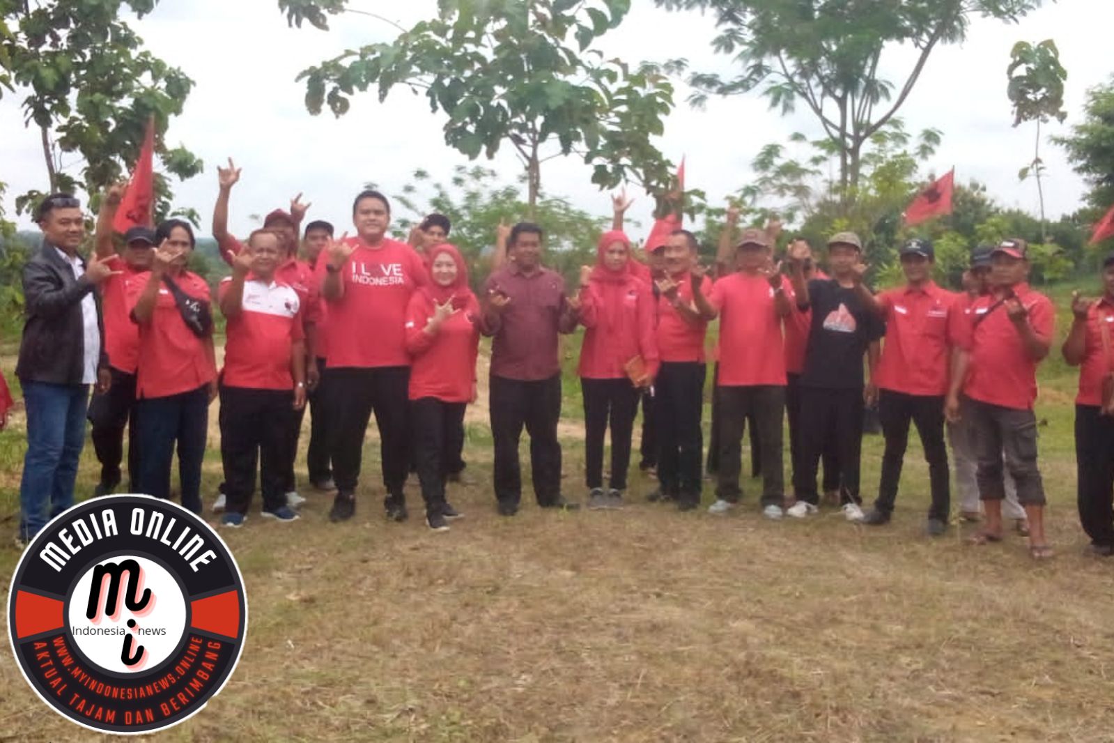 DPC PDIP Kabupaten Sragen Adakan Gerakan Penghijauan