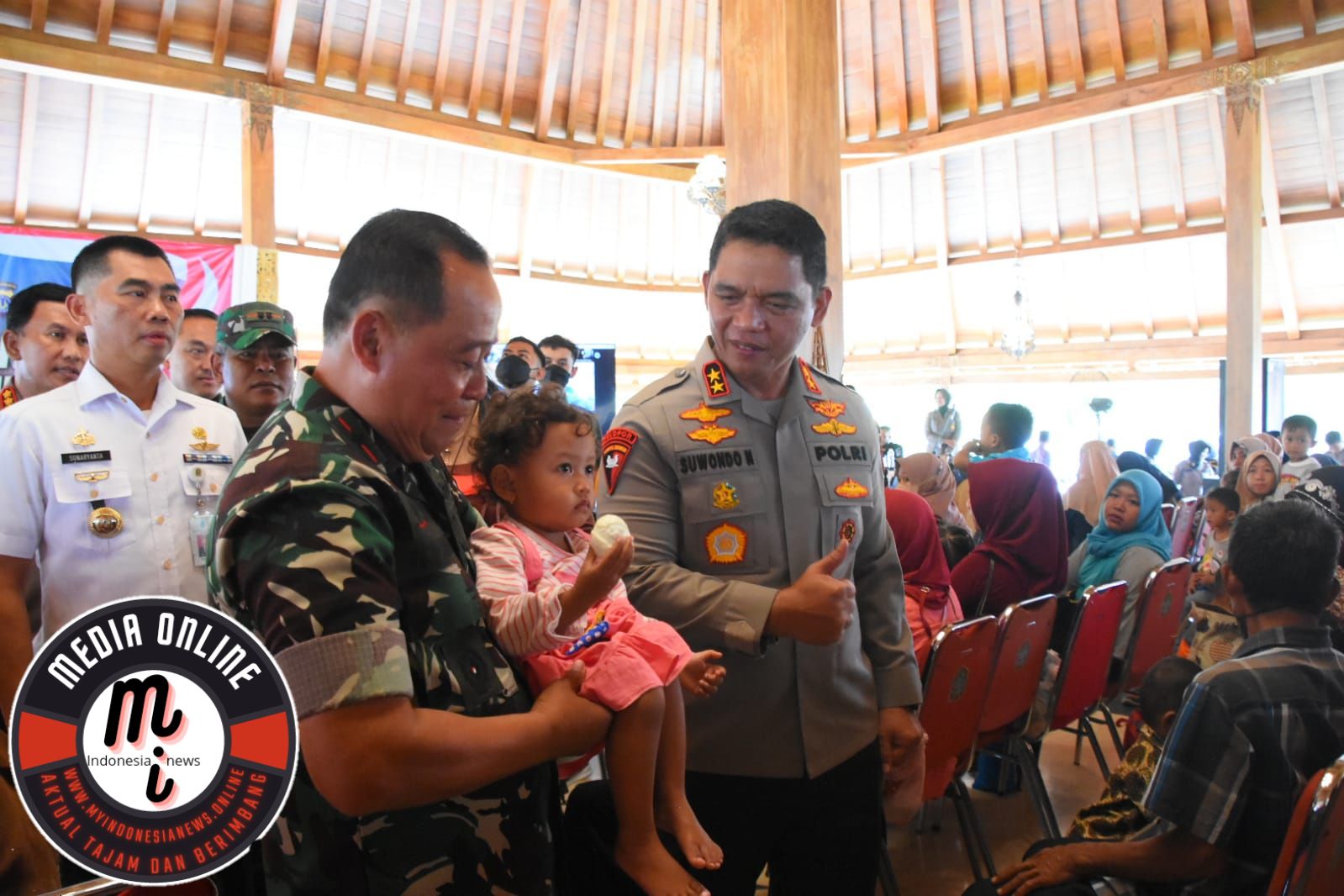 Kapolda DIY Dan Danrem 072/Pamungkas Berikan Bantuan Bagi Anak Stunting