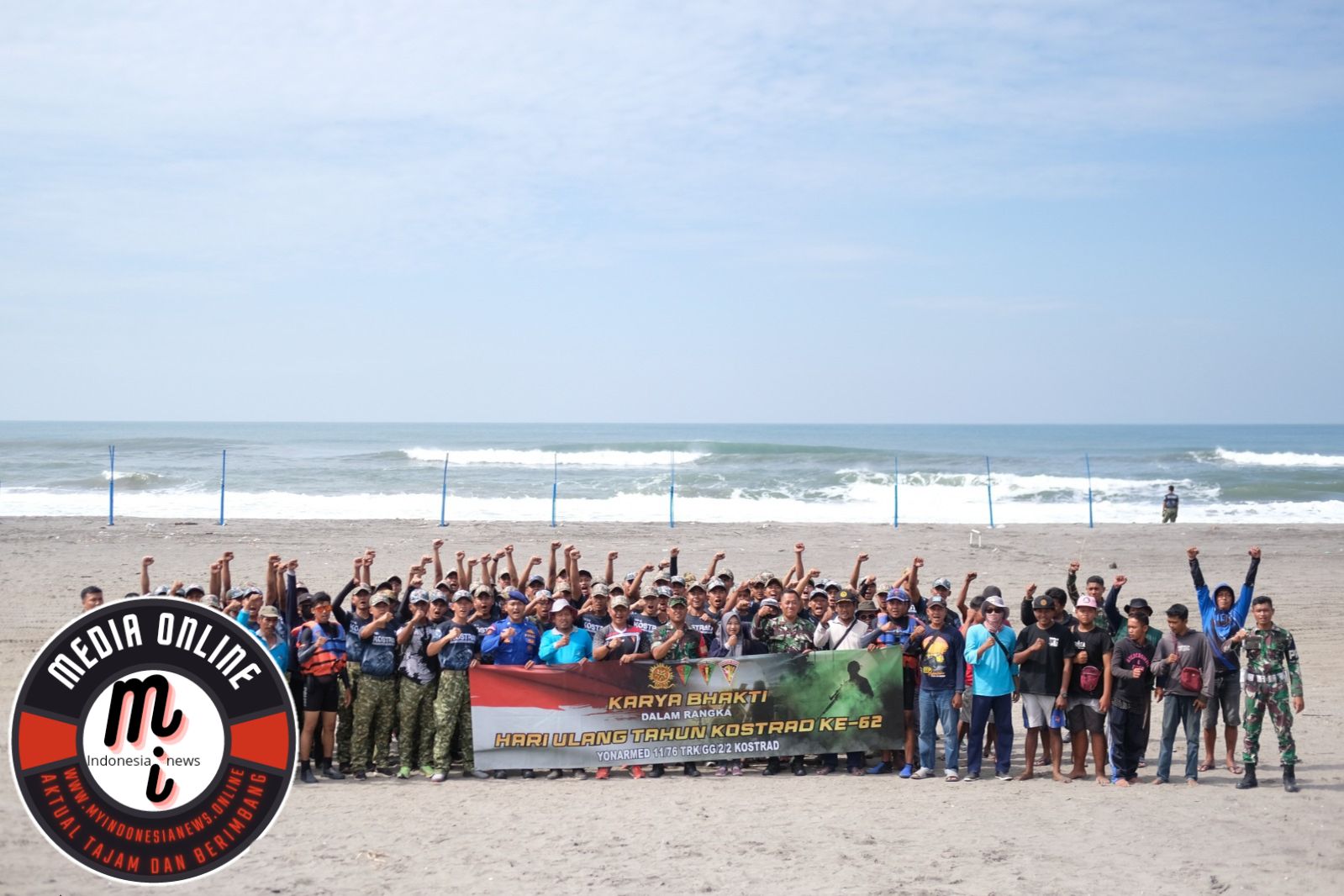 Prajurit Guntur Geni Serbu Pantai Parangtritis