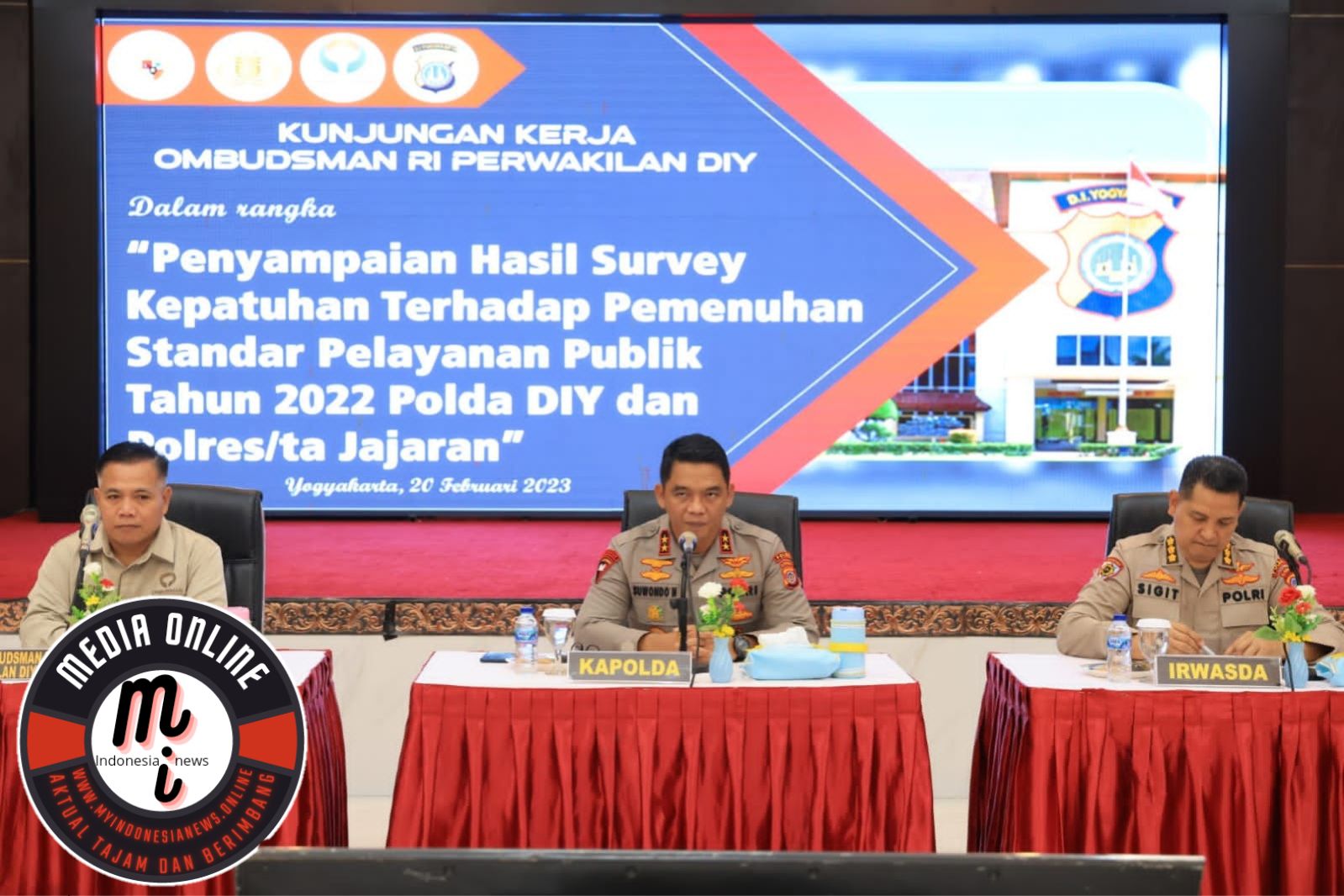 Penganugerahan Dan Penyampaian Hasil Survey Kepatuhan Terhadap Pemenuhan Standar Pelayanan Publik Tahun 2022