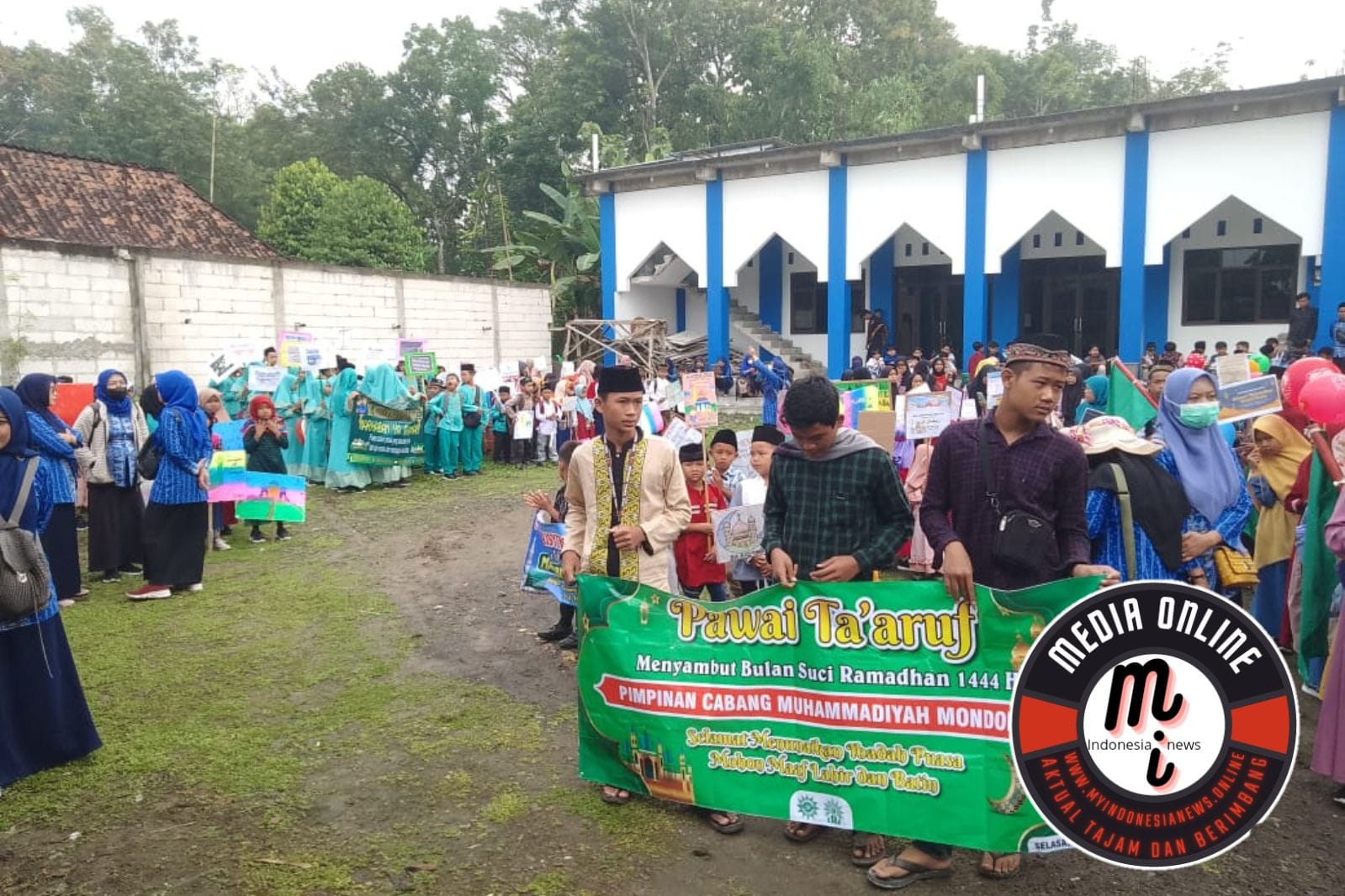 Pawai Taaruf Ramadhan 1444 AUM Meriahkan Kecamatan Mondokan dan Motivasi Wujudkan Manusia Taqwa