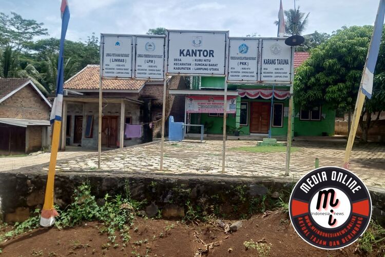 Kades Kubu Hitu Diam saat Dikonfirmasi Awak Media Soal Realisasi Anggaran Dana Desa 2022