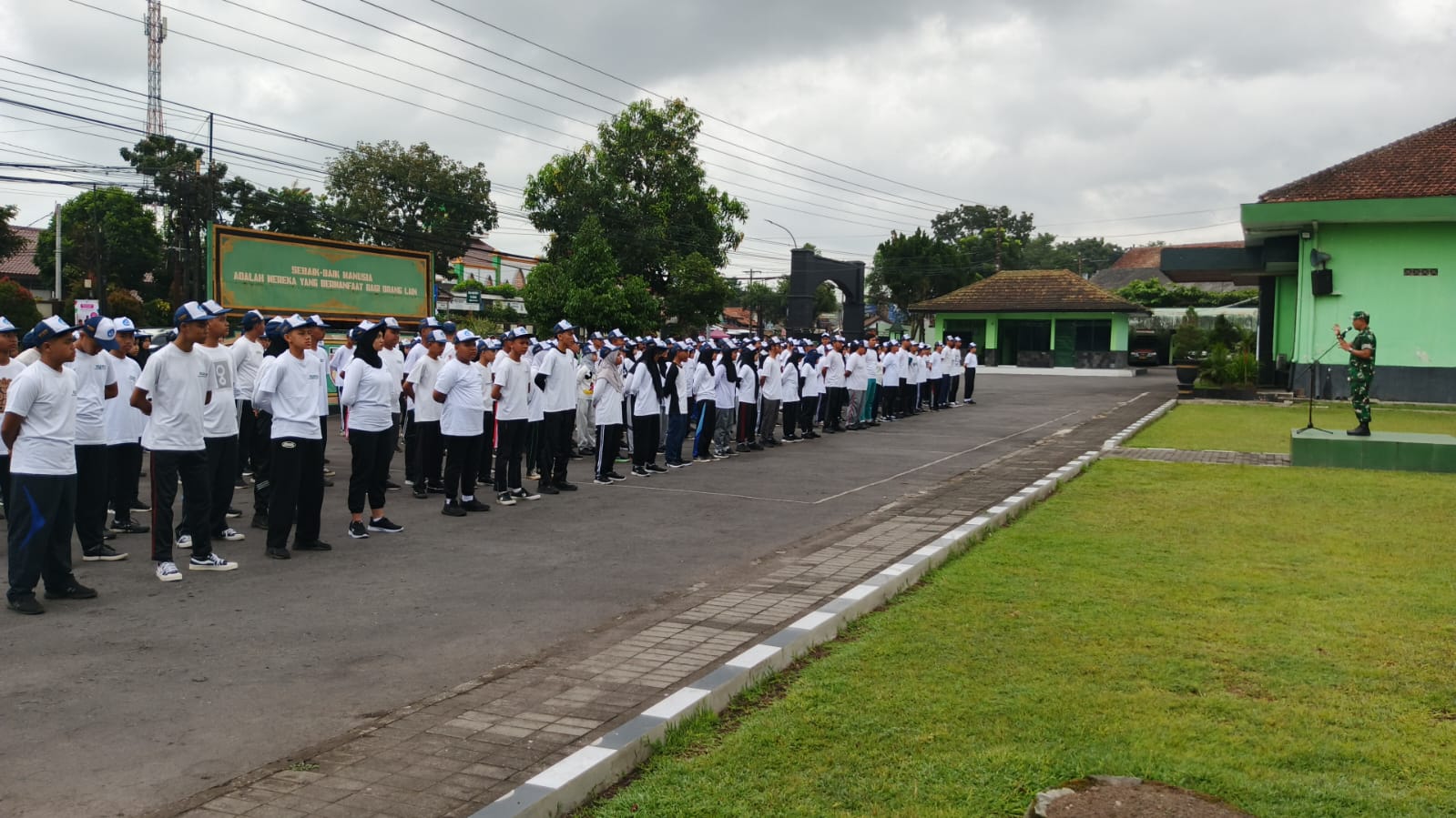 Kodim 0732/Sleman Berikan Wasbang Siswa Siswi SMPN 1 Sleman